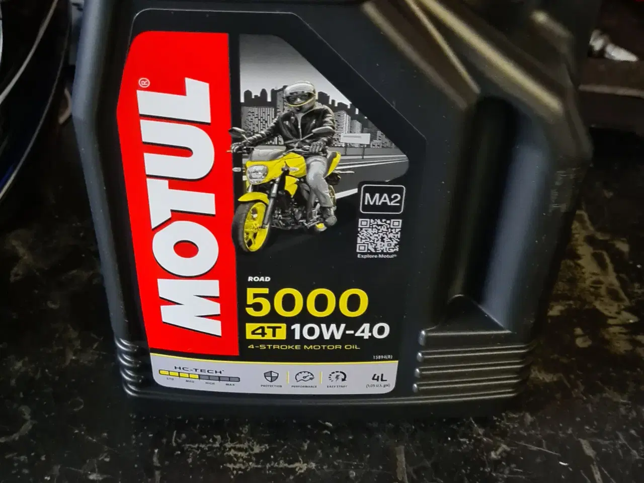 Billede 1 - Motul olie 