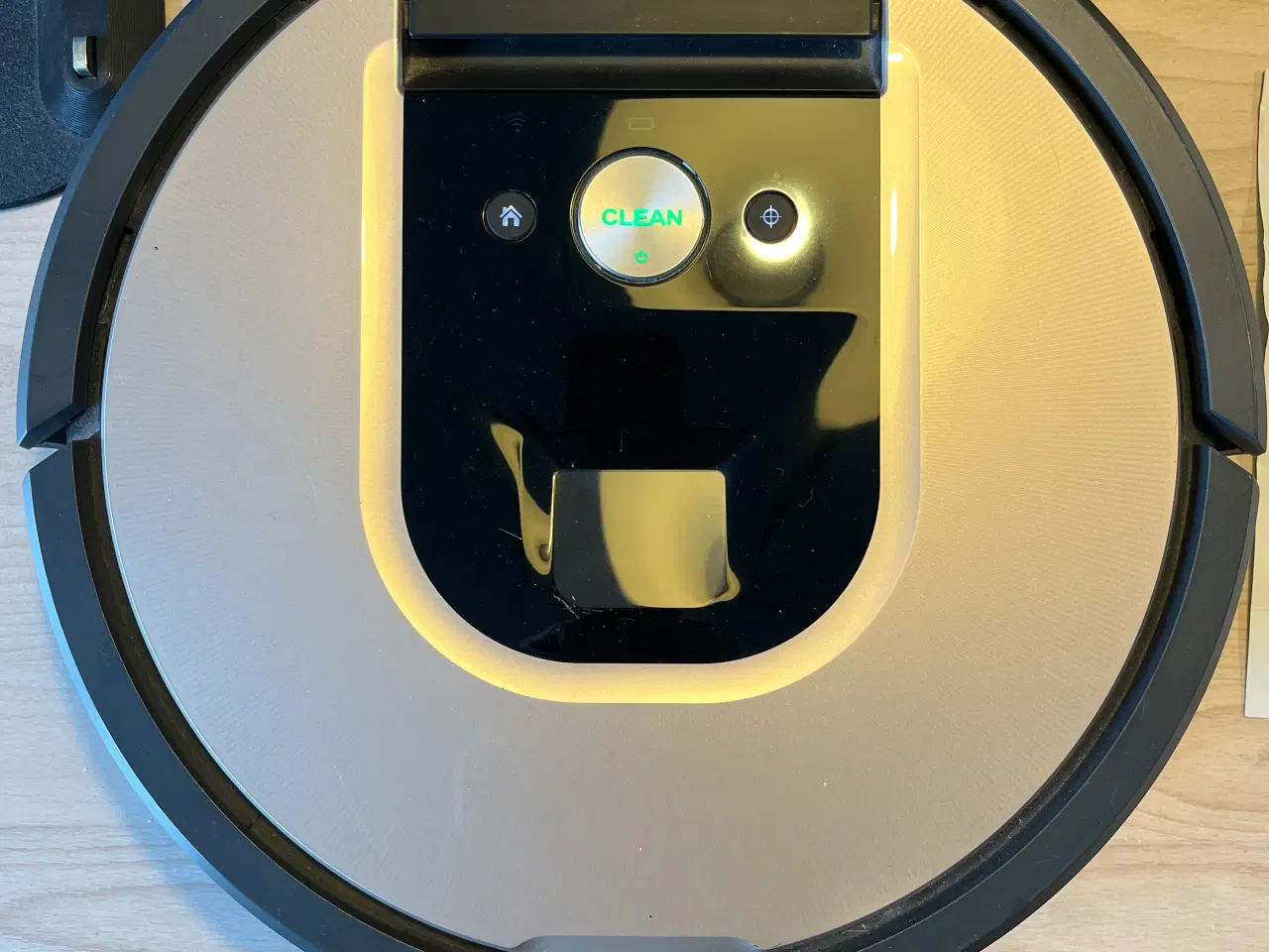 Billede 2 - Robotstøvsuger iRobot Roomba 966 med tre fyrtårn