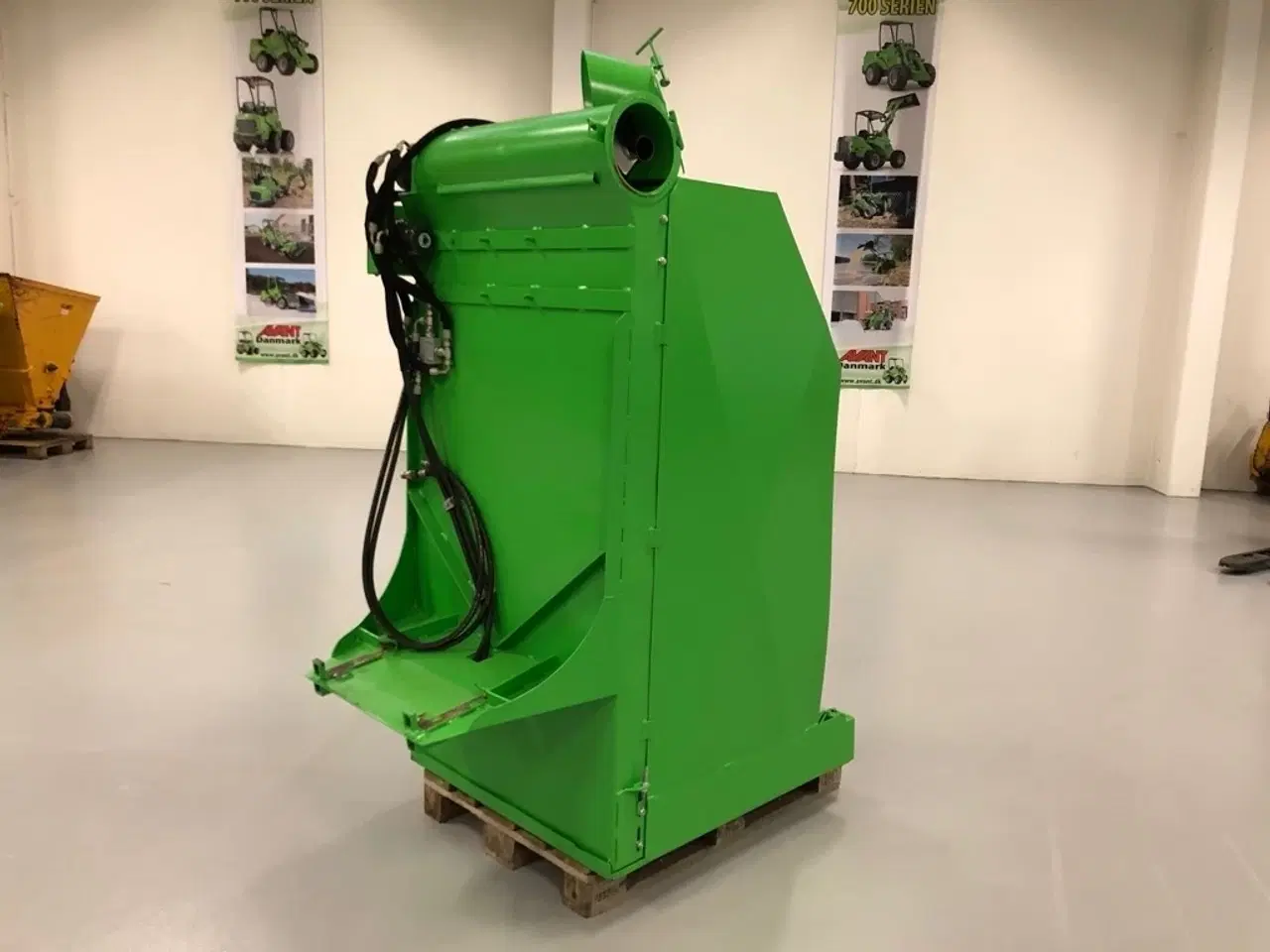 Billede 2 - Avant Halmudlægger