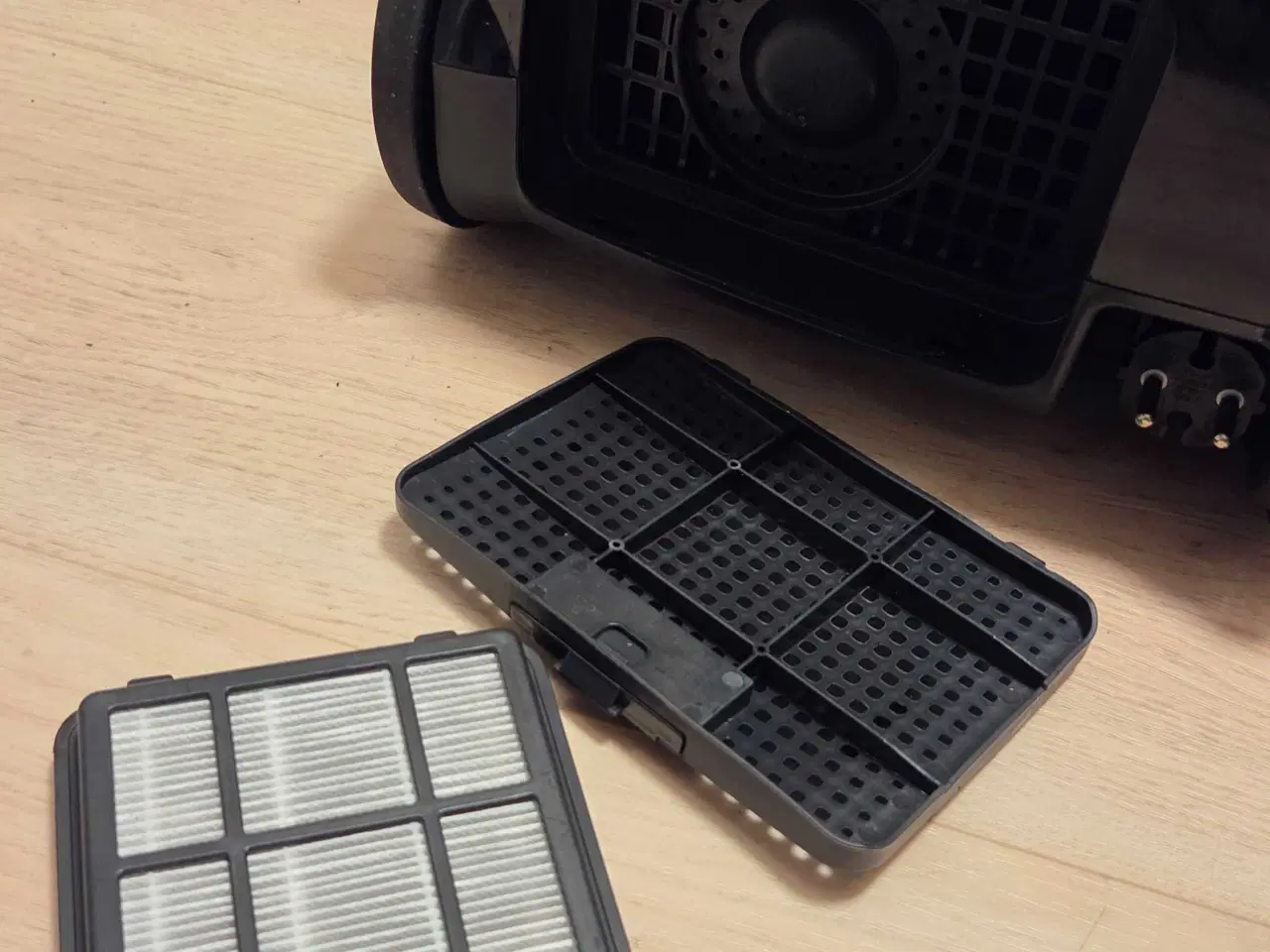 Billede 6 - AEG. Støvsuger  med 29 stk støvsugerposer