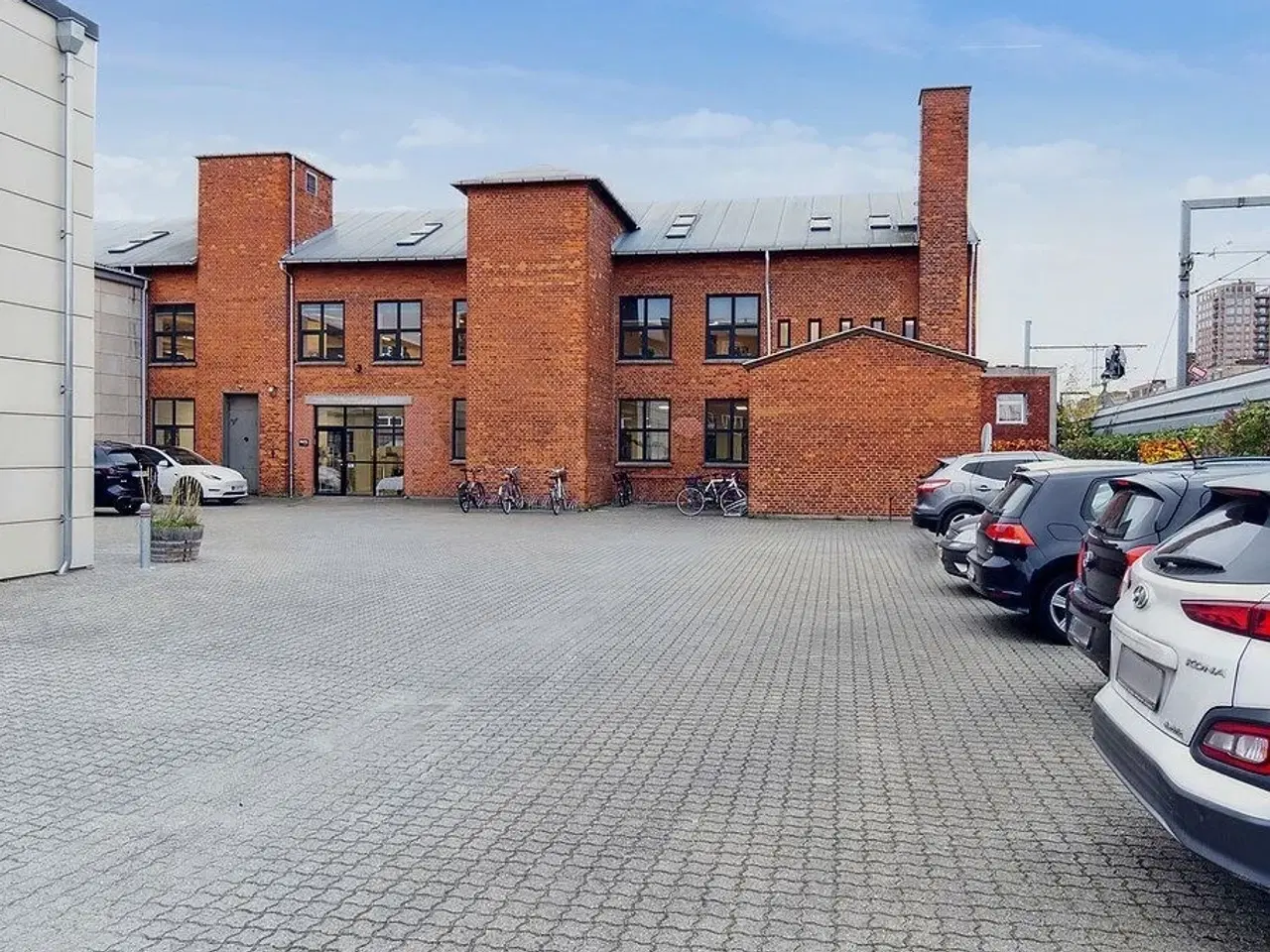 Billede 14 - Rustikt New Yorker storrumskontor - lyst og charmerende