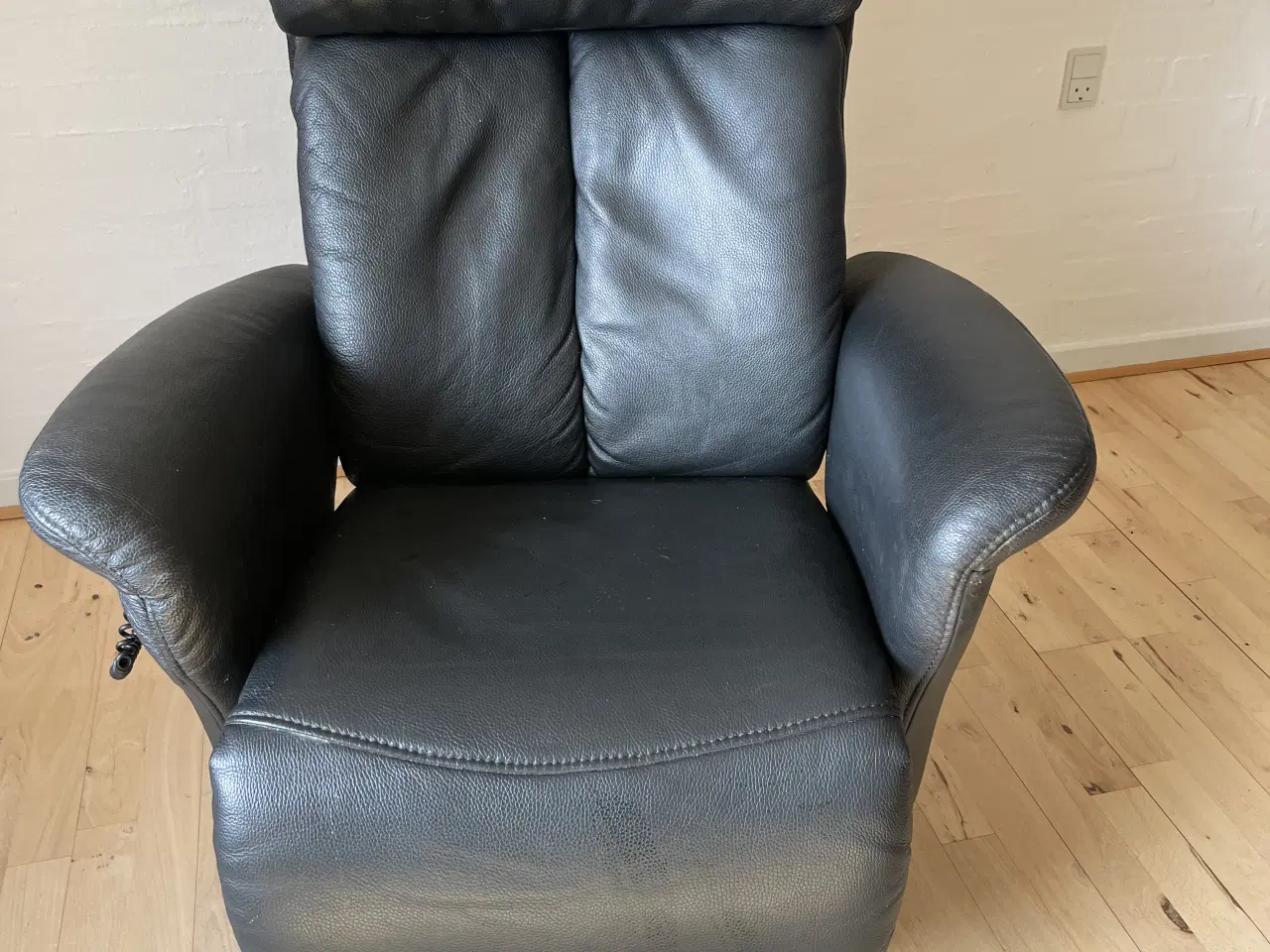Billede 1 - Otium El. læder stol.