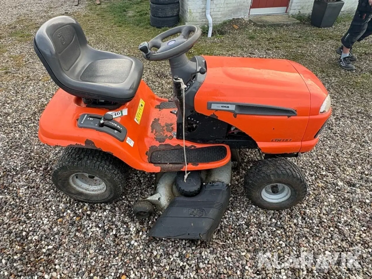 Billede 7 - Græsslåmaskine Husqvarna LTH151