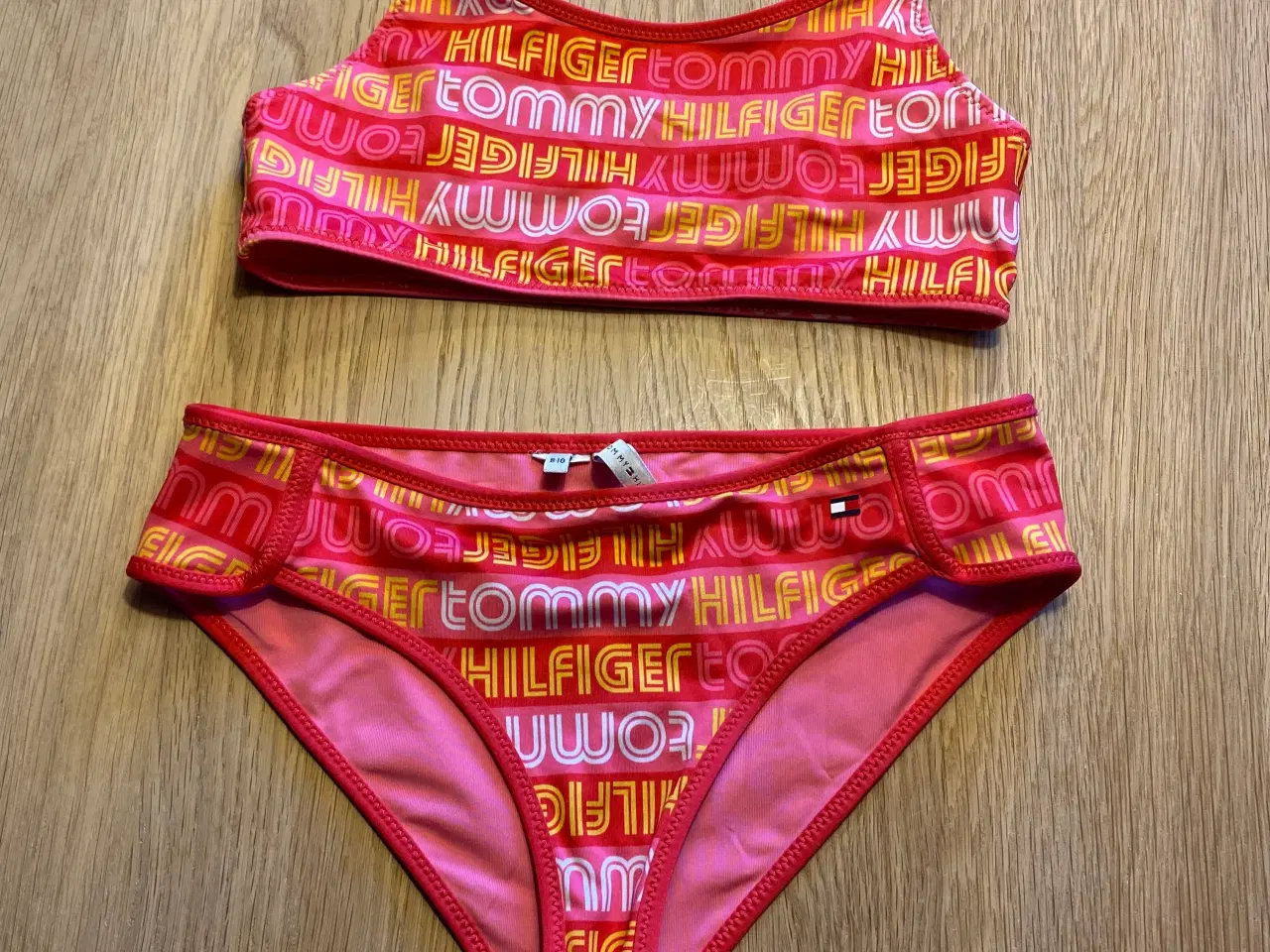 Billede 12 - Levi’s jeans str. 10 år og lidt mere tøj i 140