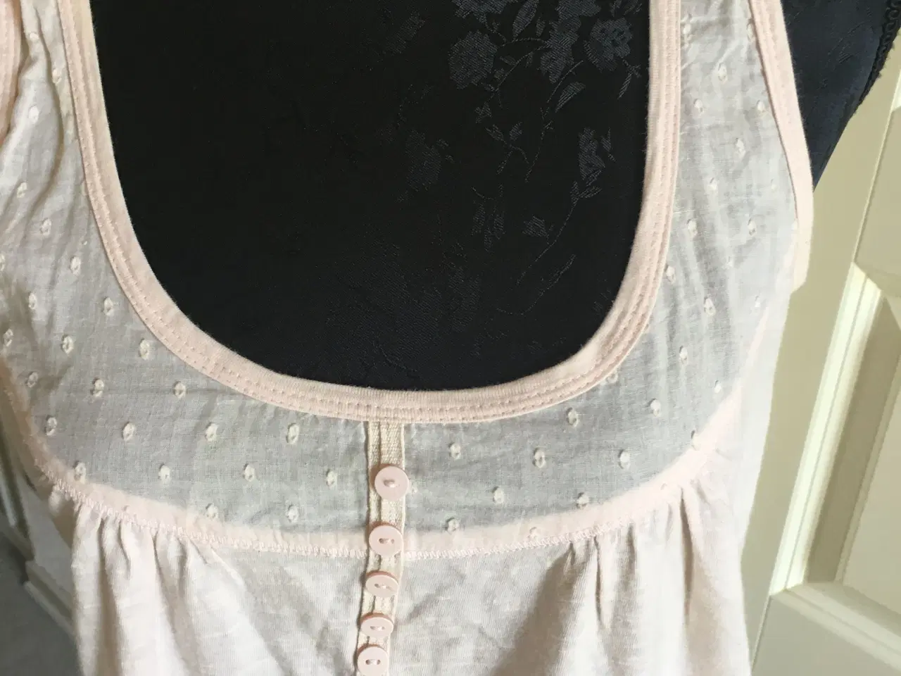 Billede 2 - Helt ny top Sisters Point 36 lys ferskenfarvet