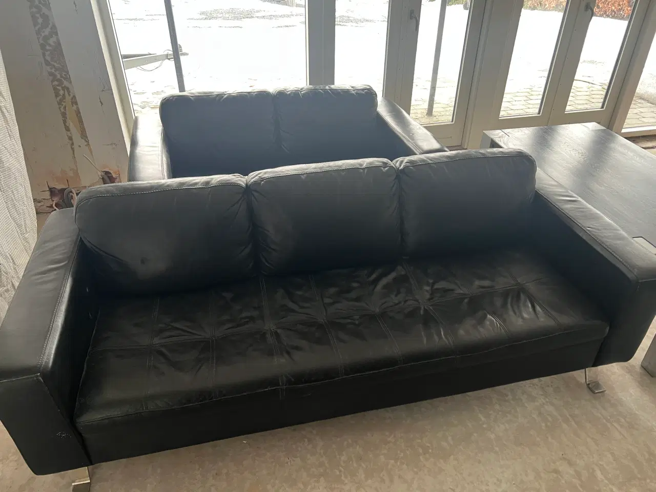 Billede 1 - Sofagruppe 3 og 2 personer læder 2 bord