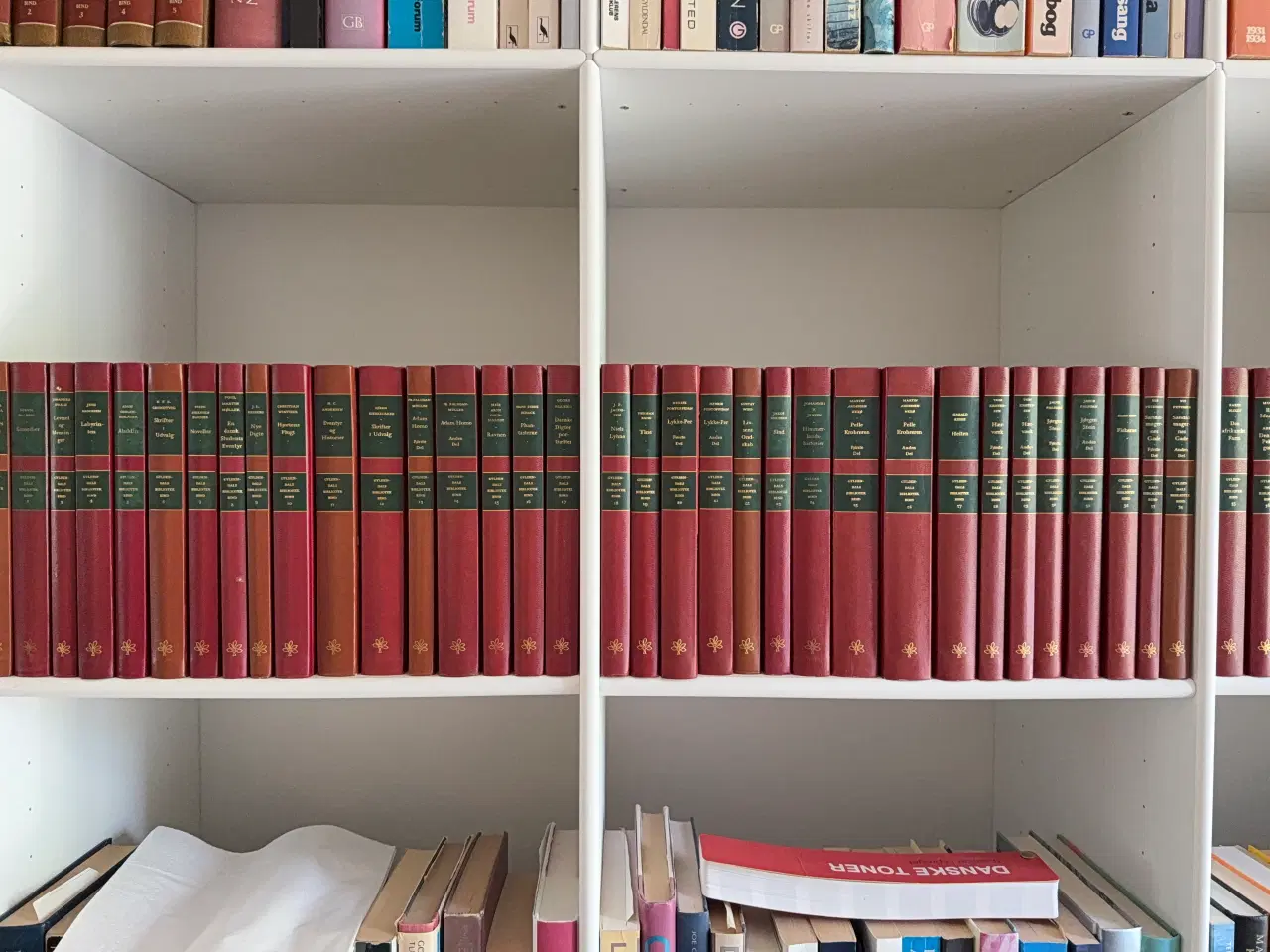 Billede 2 - Gyldendals bibliotek - danske klassikere