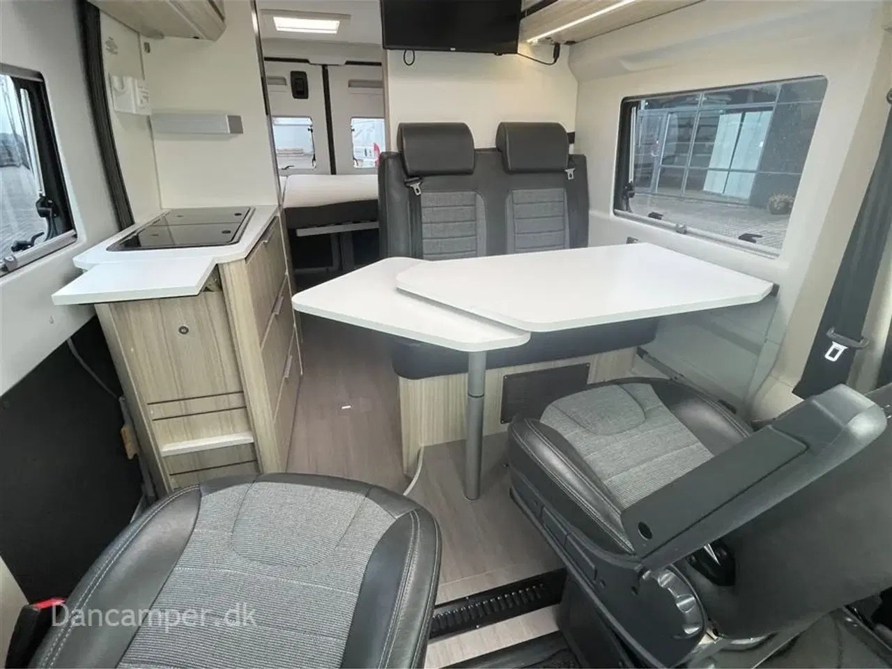 Billede 13 - 2023 - Adria Twin Axess 600 SP Kort og rummelig campervan kun kørt få km