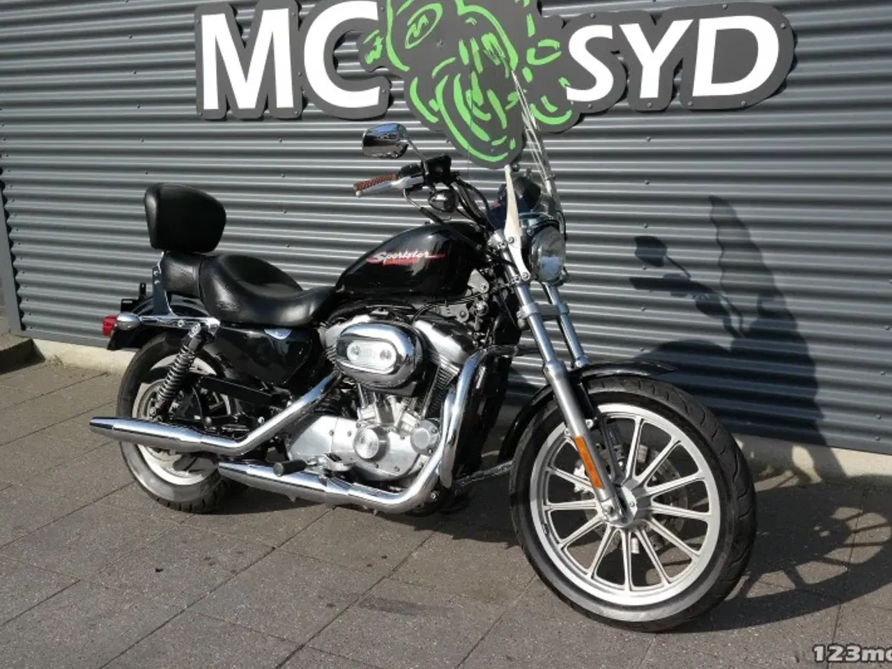 Billede 2 - Harley-Davidson XL883 Standard MC-SYD       BYTTER GERNE