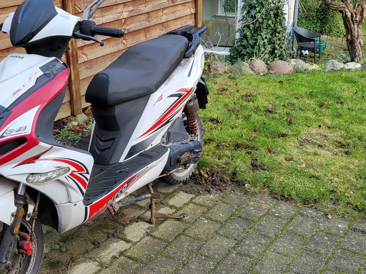 Billede 3 - Scooter 45 giantco G-10 50cc  2T  BORTGIVES 