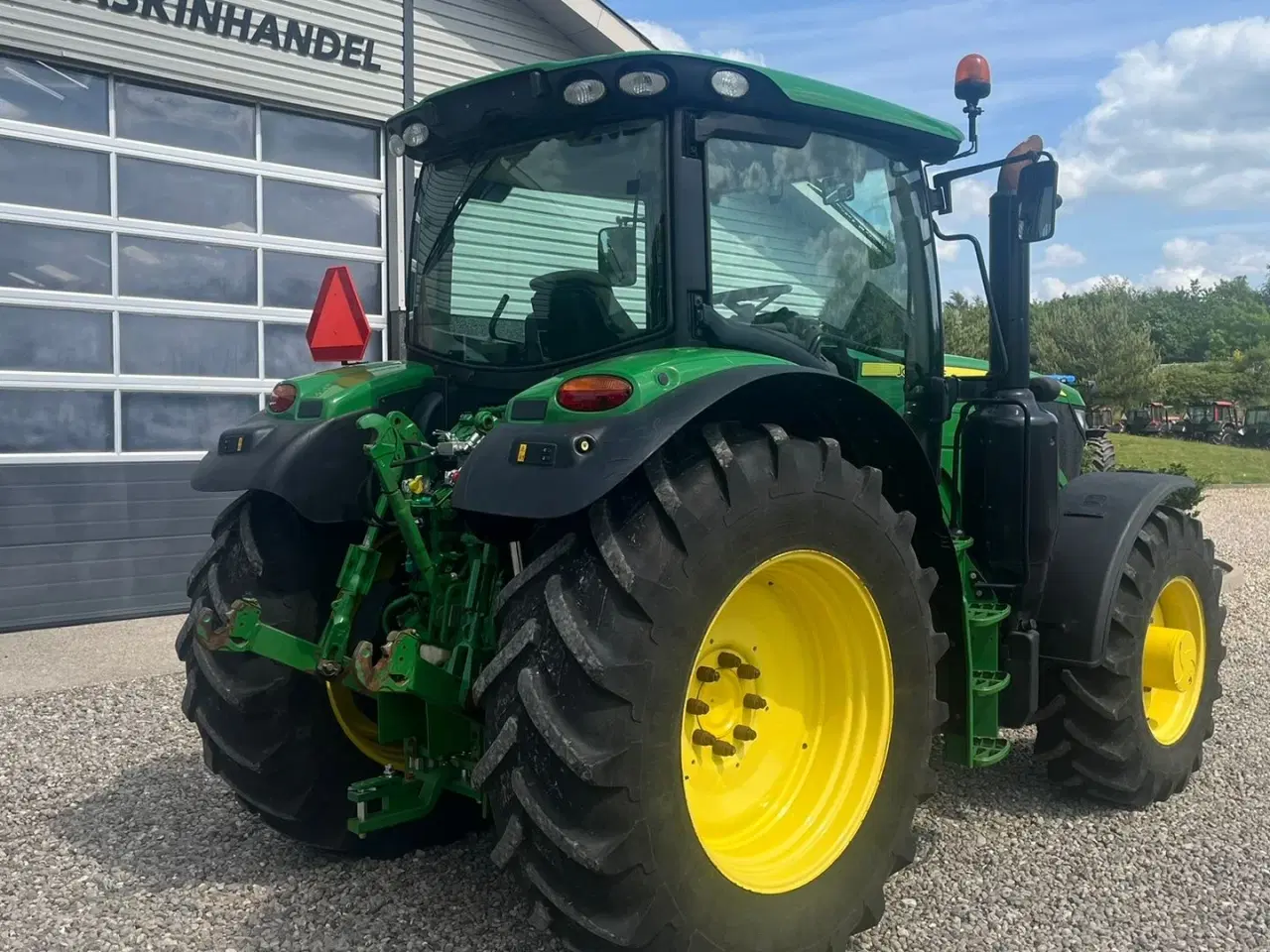 Billede 14 - John Deere 6135R Krybegear, frontlift, TLS Affjedret foraksel og affjedret kabine