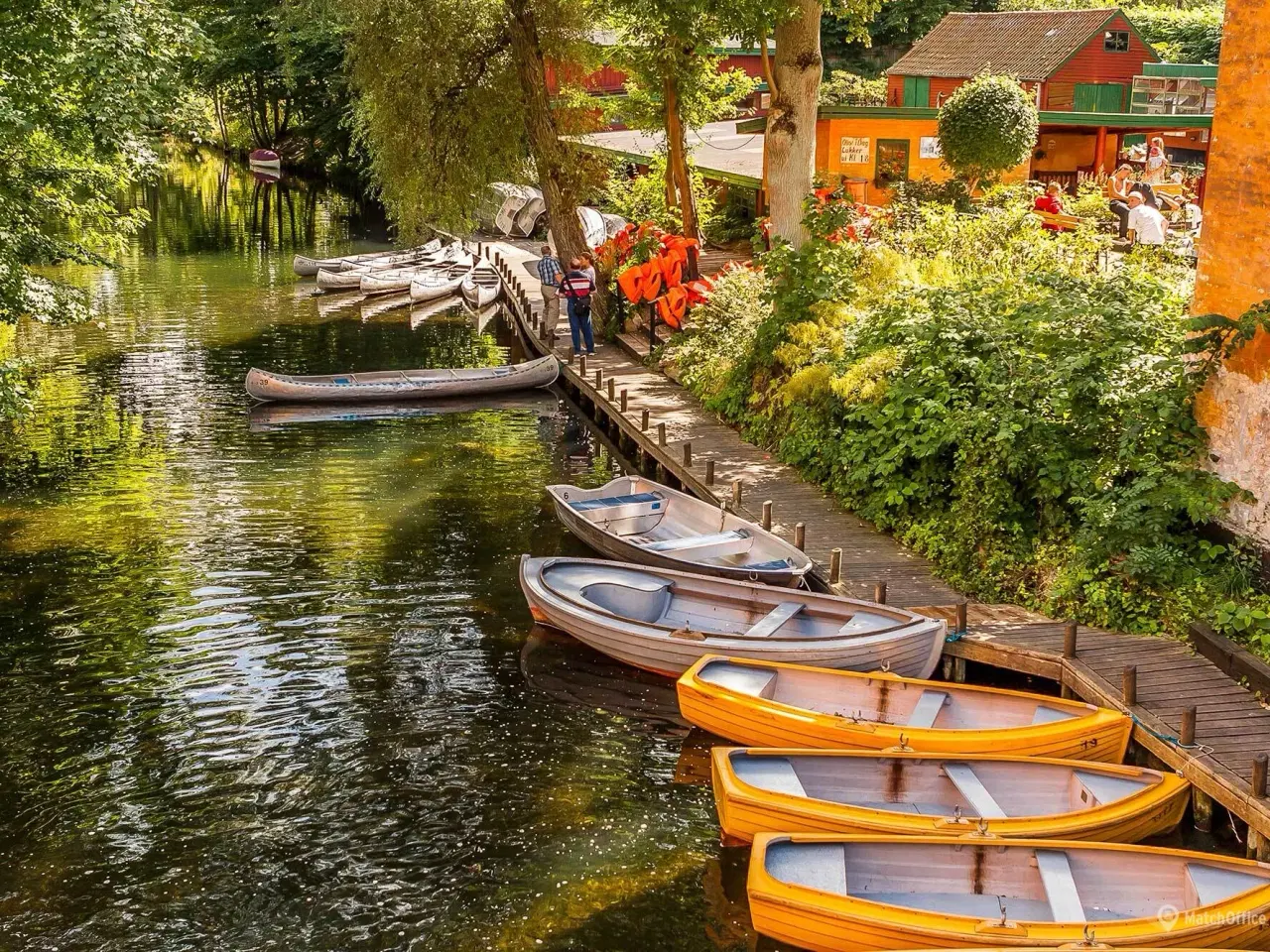 Billede 13 - Åbent kontormiljø i serviceret flerbrugerhus med stærk strategisk beliggenhed