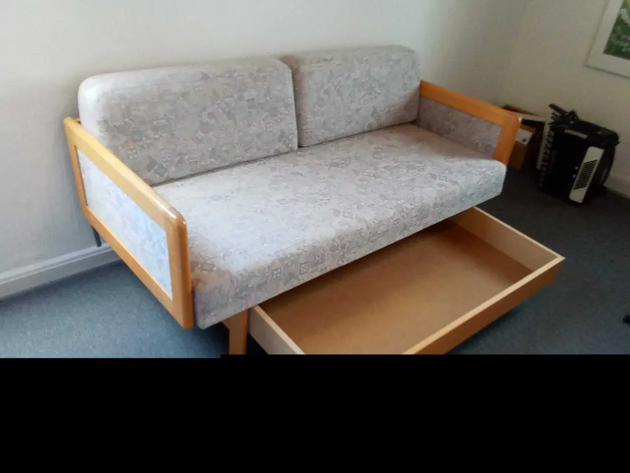 Billede 2 - Lille Sovesofa