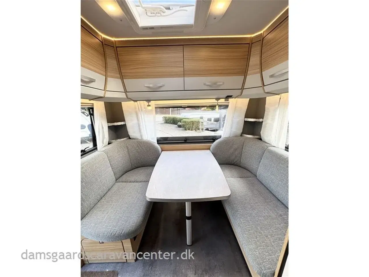 Billede 7 - 2022 - Dethleffs Camper 460 EL D-Line   Enkeltsenge-Lamel-Gulvtemp.-Mover-Telt