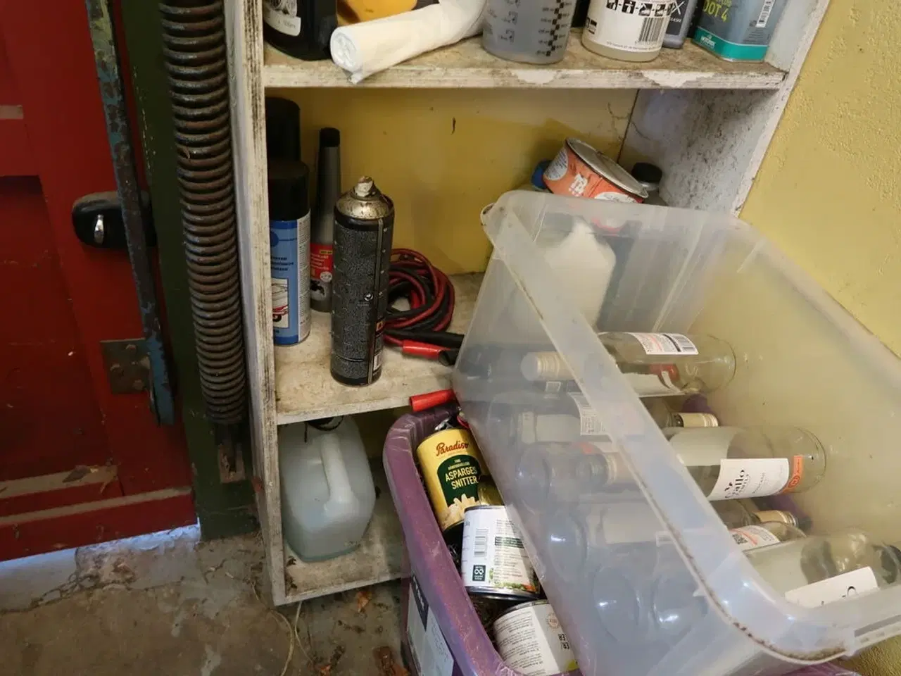 Billede 11 - Div. Reservedele, varelager, plejemidler m.m.