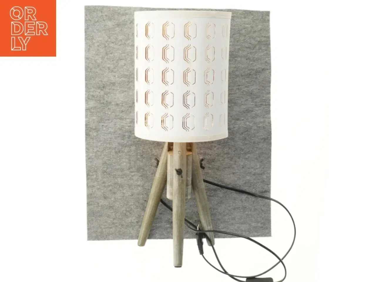 Billede 3 - Bordlampe med mønstret skærm (str. 52x20 cm)