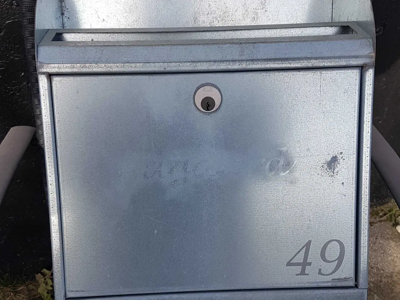 Billede 1 - Galvaniseret postkasse med 2 rum. 