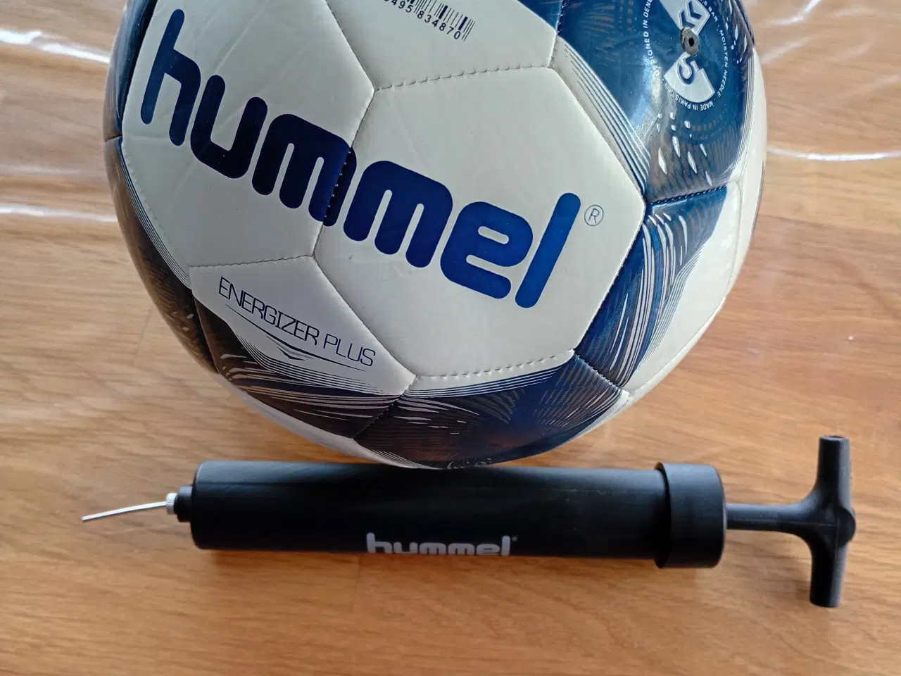 Billede 1 - Hummelfodbold med pumpe