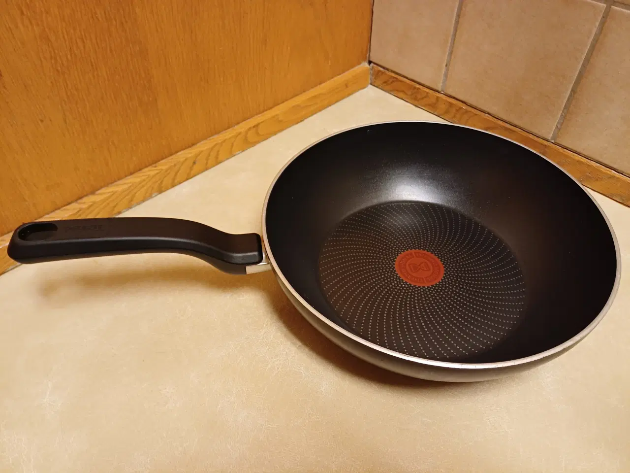 Billede 1 - Tefal wokpande 28 cm