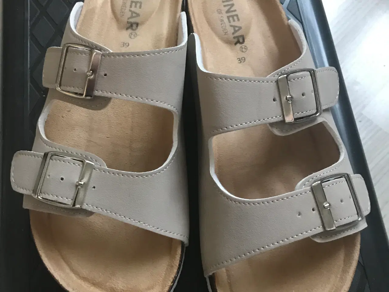 Billede 2 - Helt nye sandaler