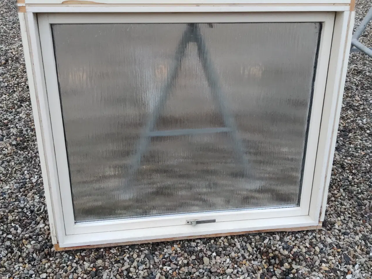 Billede 2 - 3 stk. trævinduer