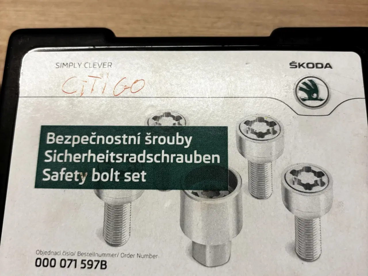 Billede 1 - Låsebolte sæt til Skoda Citigo