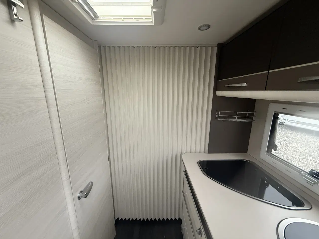 Billede 10 - 2019 Flot Velholdt Caravelair