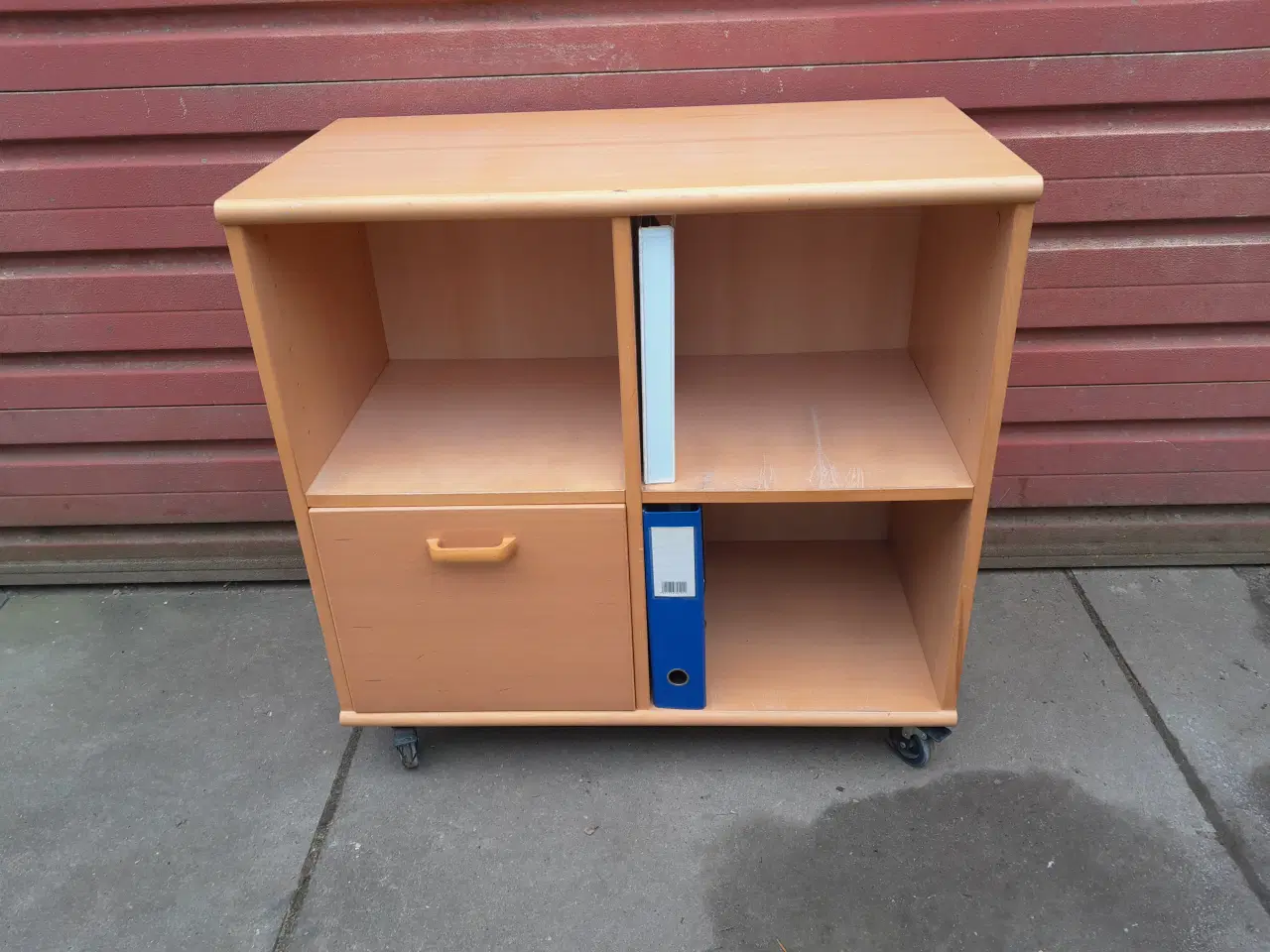 Billede 1 - Kontor møbel på hjul,