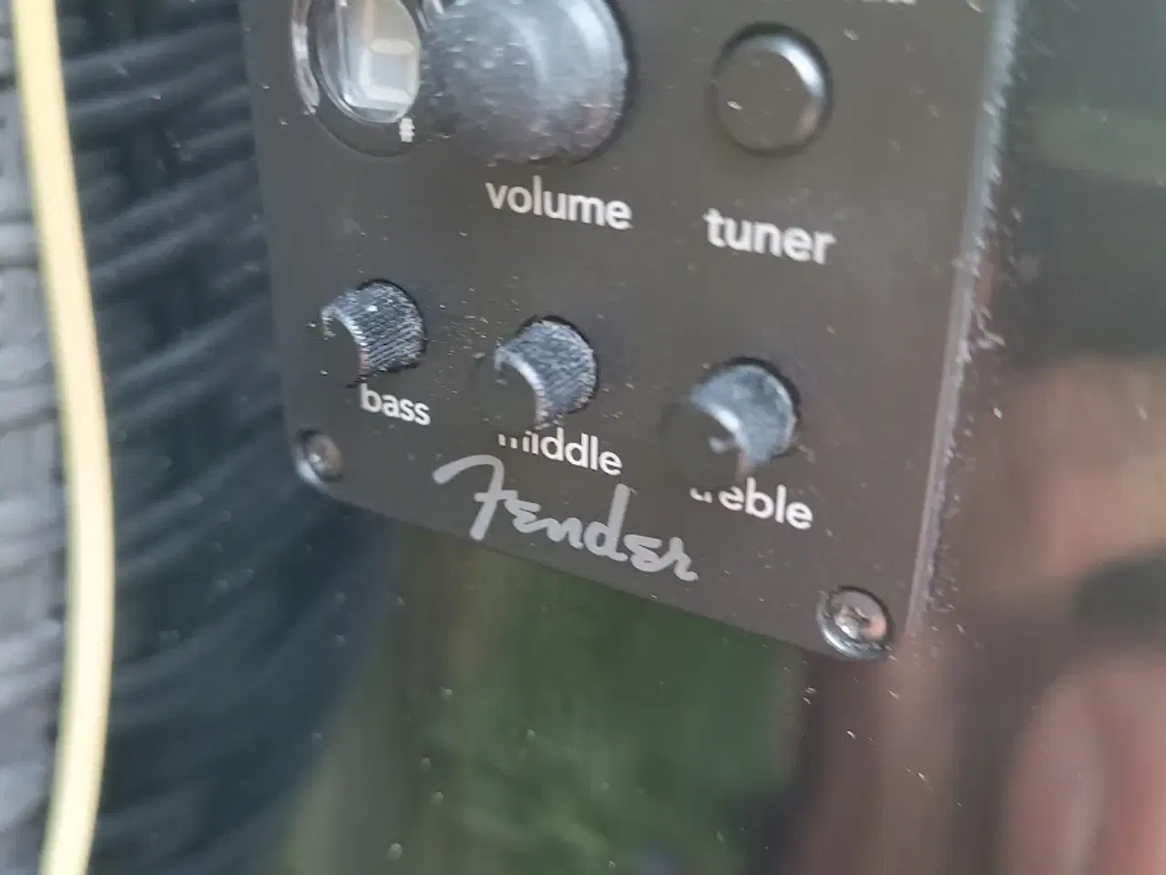 Billede 5 -  Fender T-Bucket 300 CE akustisk guitar.