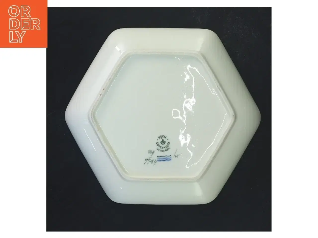 Billede 3 - Hexagonal porcelæns fad Hjertegræs, Royal Copenhagen (str. 17 cm) fra Royal Copenhagen