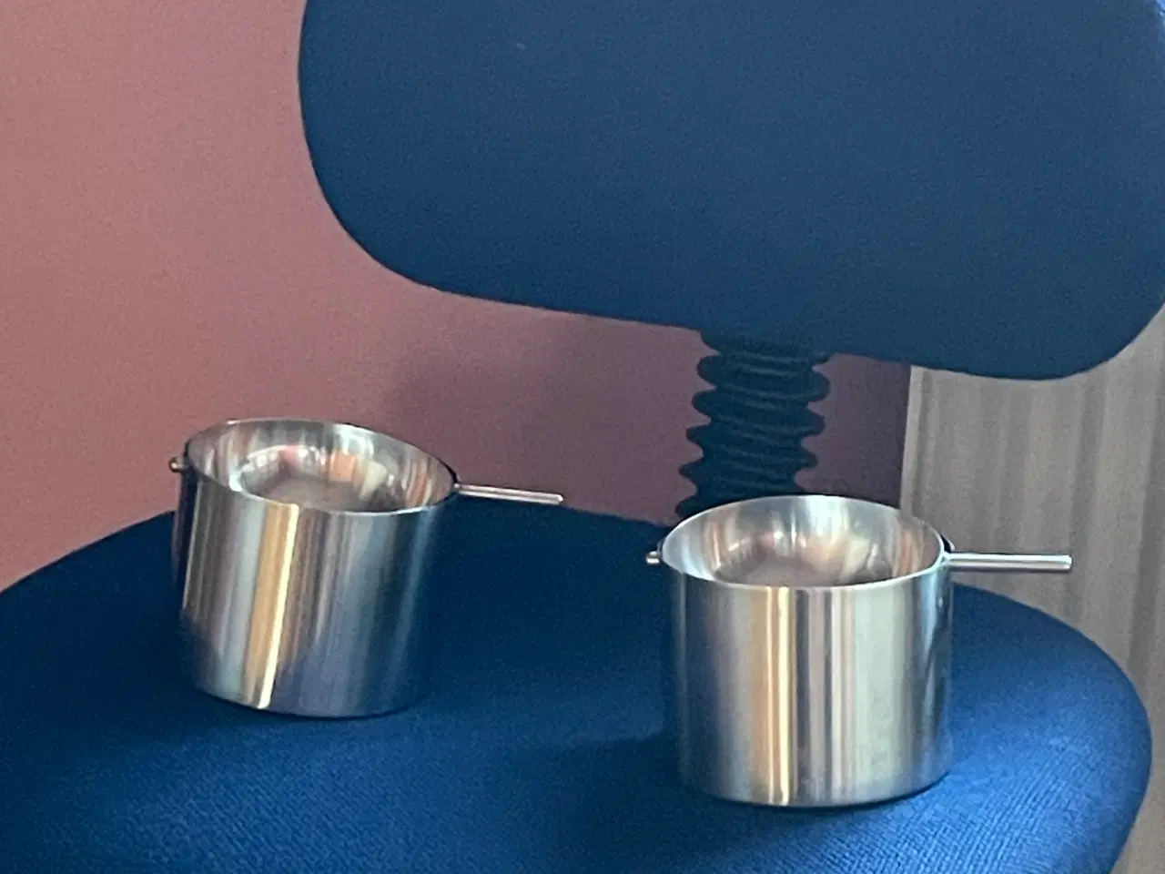 Billede 1 - Kontorstol/Askebægre