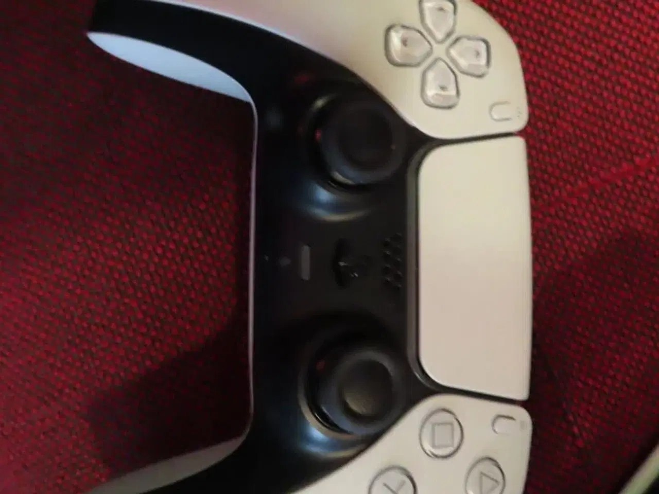 Billede 7 - SONY PLAYSTATION 5, model CFI-2016 med en controller