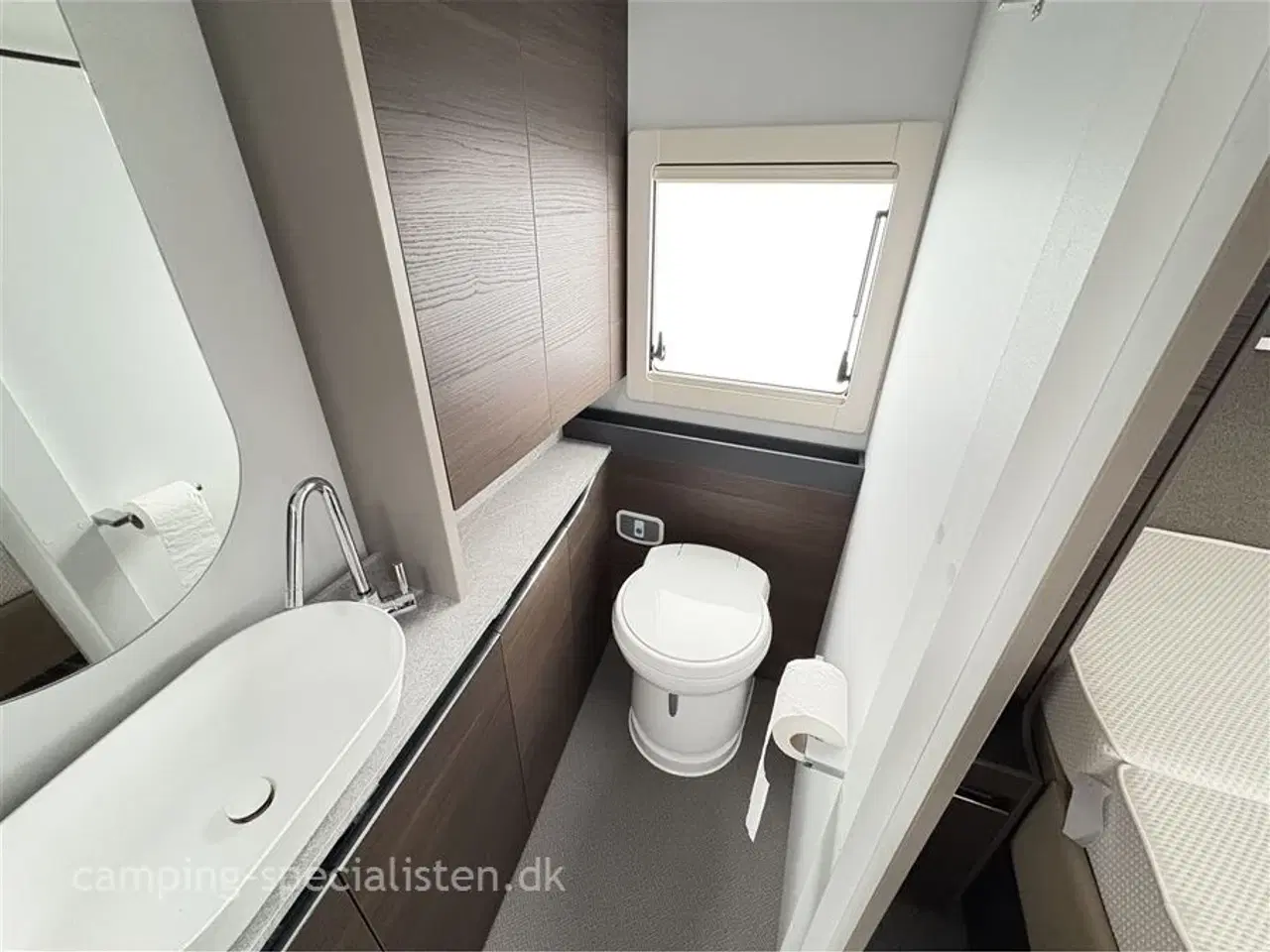 Billede 12 - 2022 - Adria Alpina 663 HT Twin   Adria Alpina 663 HT Twin 2022 - masser af udstyr!  Se den nu hos Camping-Specialisten.dk