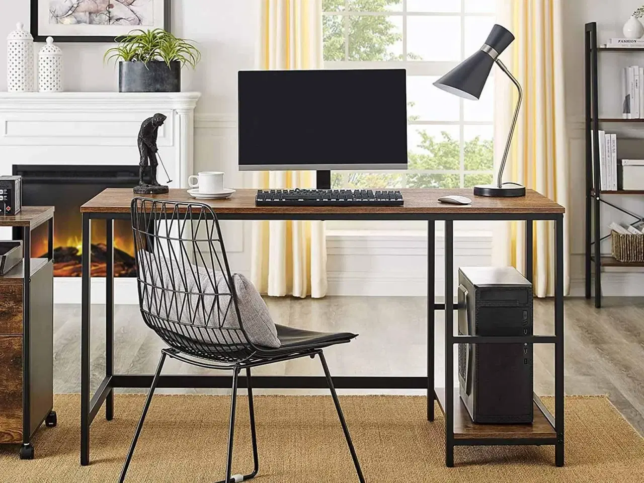 Billede 2 - Skrivebord – VASAGLE computerbord med 2 hylder, industrielt, rustik brun/sort (LWD55X)