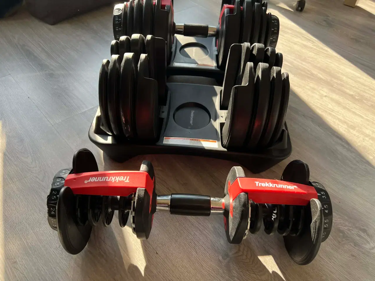 Billede 2 - Sælges: Trekkrunner justerbare håndvægte 24 kg