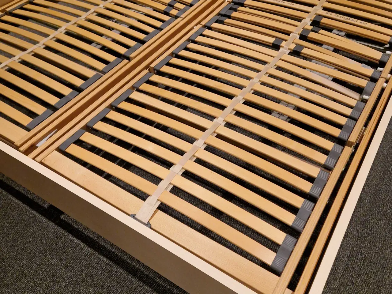 Billede 3 - Seng med Tempur madrasser