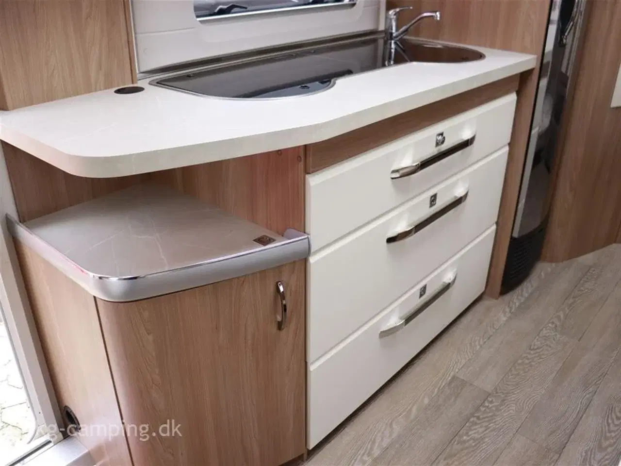 Billede 7 - 2020 - Hobby De Luxe 545 KMF Velholdt 3-køjers vogn fra Hobby.