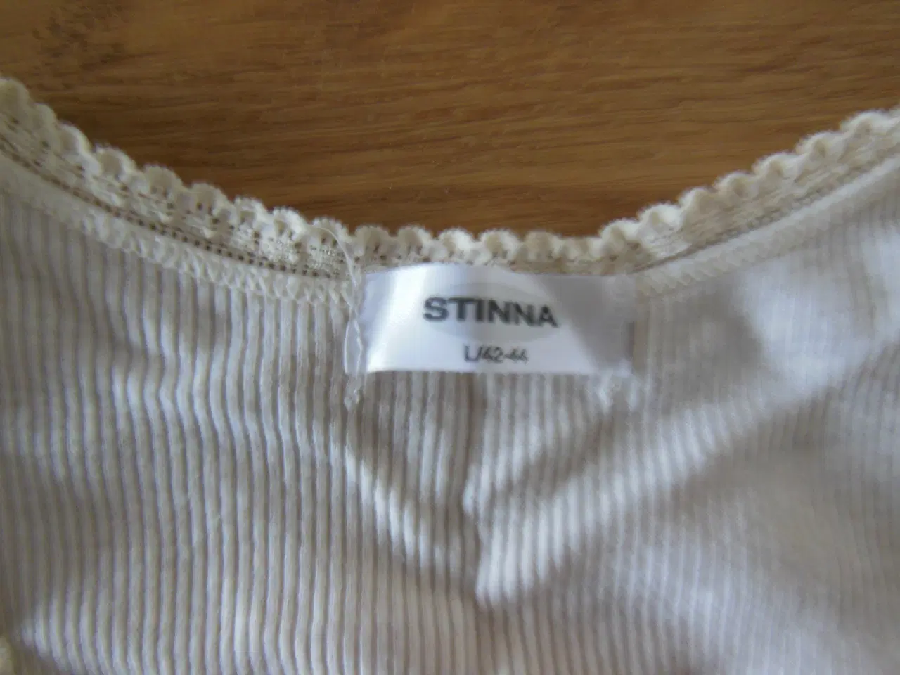 Billede 3 - 2 stk undertrøjer - VARMER I EN KOLD TID (NEDSAT)