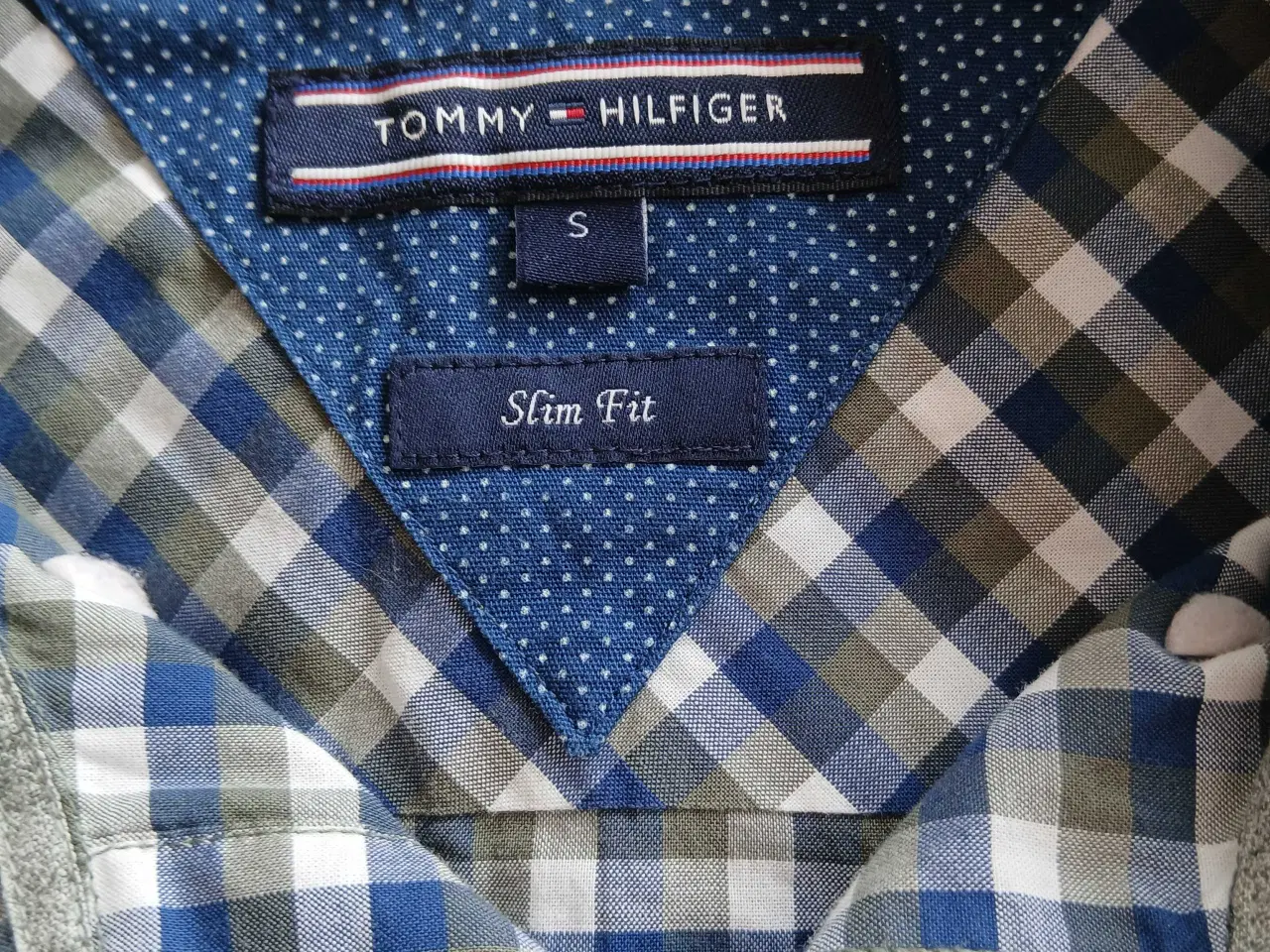 Billede 8 - Skjorte. Tommy Hilfiger. Small 