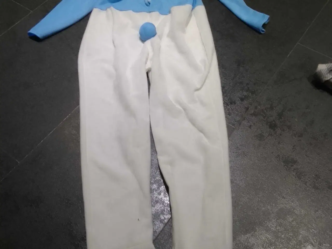 Billede 2 - Smølfen kostume str 116