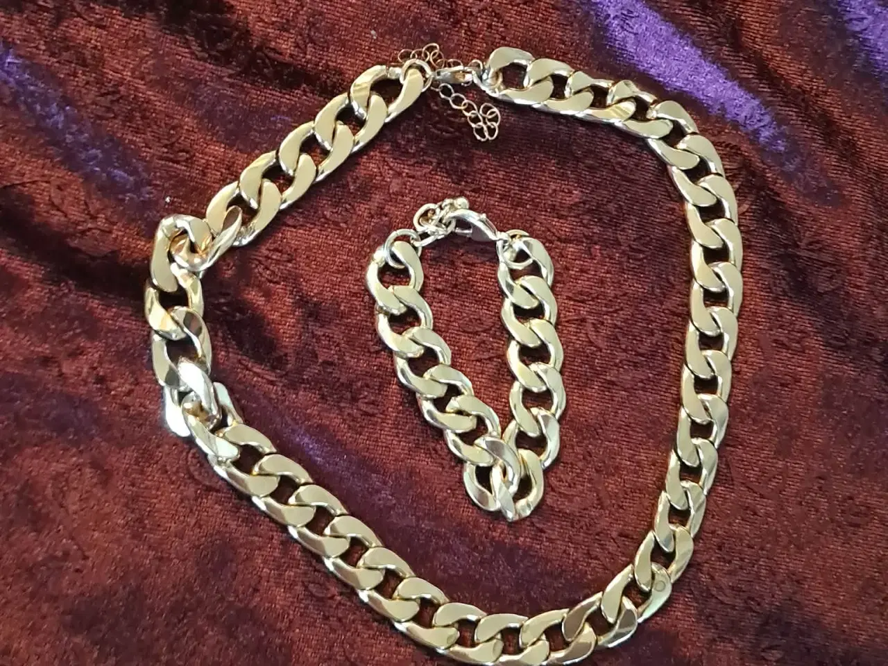 Billede 2 - Halskæde og armbånd i klassisk panser-design. Forg