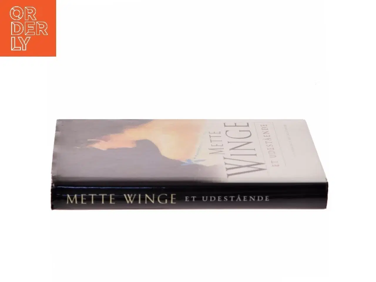 Billede 2 - Et udestående af Mette Winge (Bog)