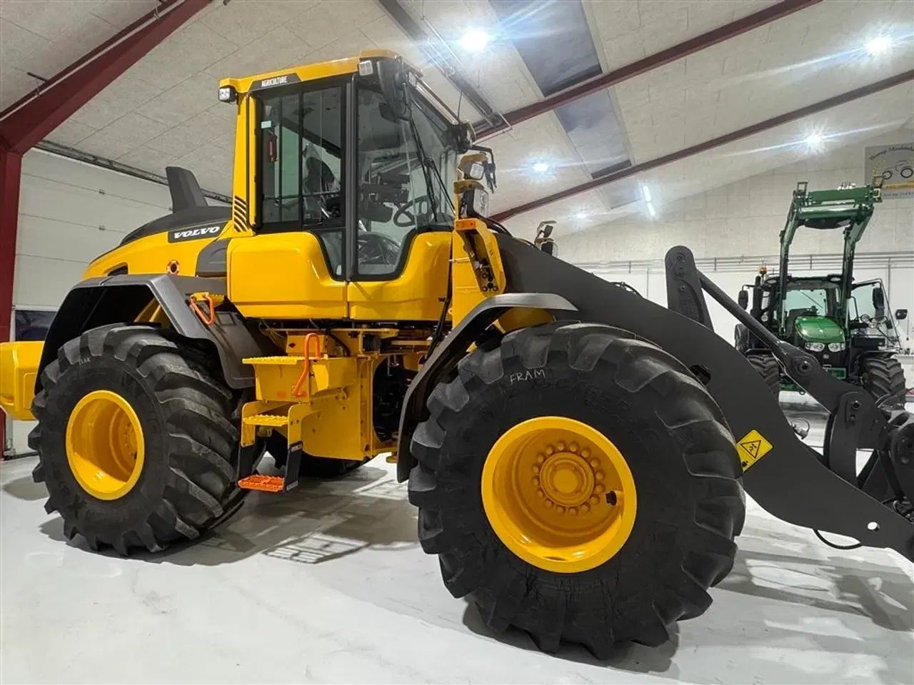 Billede 9 - Volvo L 70 H AGRICULTURE! KUN 4 TIMER, LANG BOM OG LOCK-UP! PÅ LAGER TIL OMGÅENDE LEVERING!