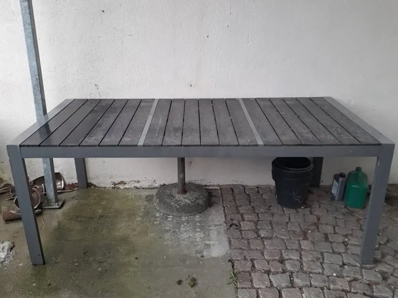 Billede 1 - Havebord med plads til 6