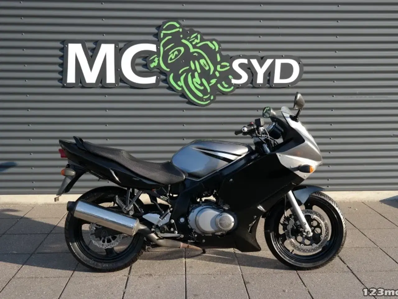 Billede 1 - Suzuki GS 500 F MC-SYD       BYTTER GERNE