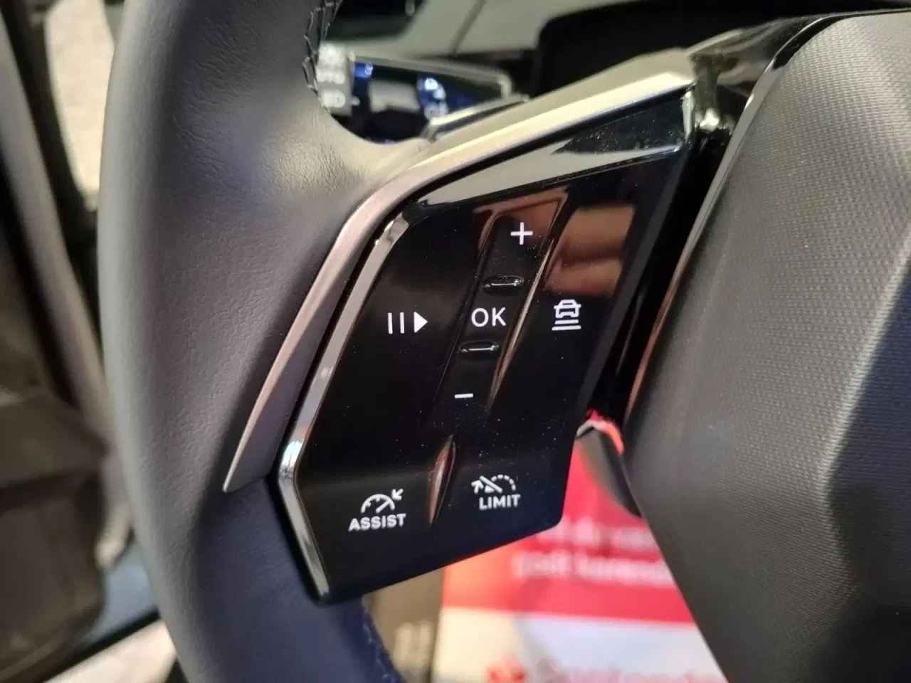 Billede 9 - Peugeot e-5008 77 Allure Pack 7prs