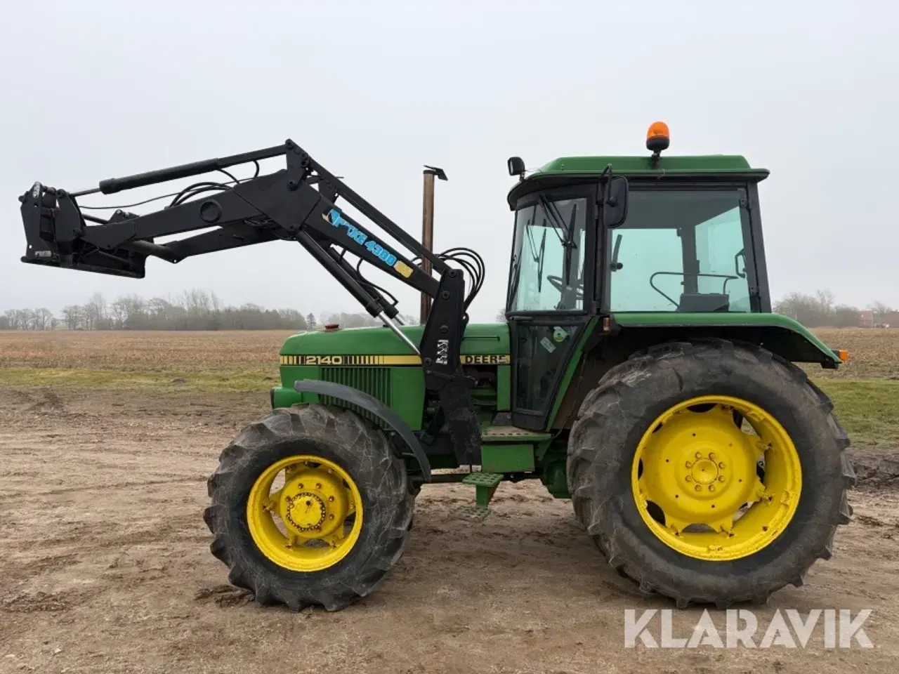 Billede 2 - Traktor John Deere 2140 med frontlæsser SG2 kabine