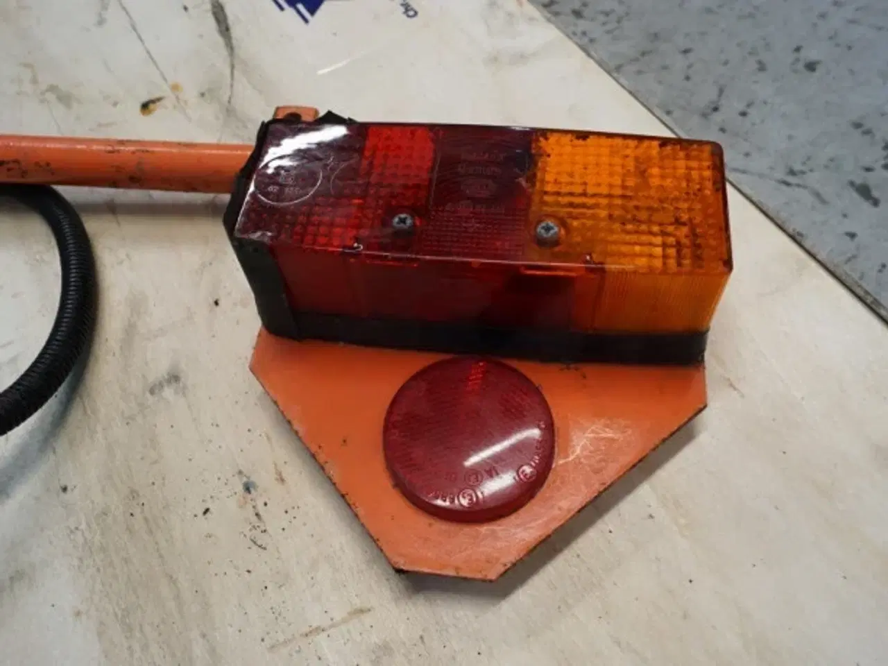 Billede 8 - Dronningborg D8900 R.H. Lygtearm 28780819