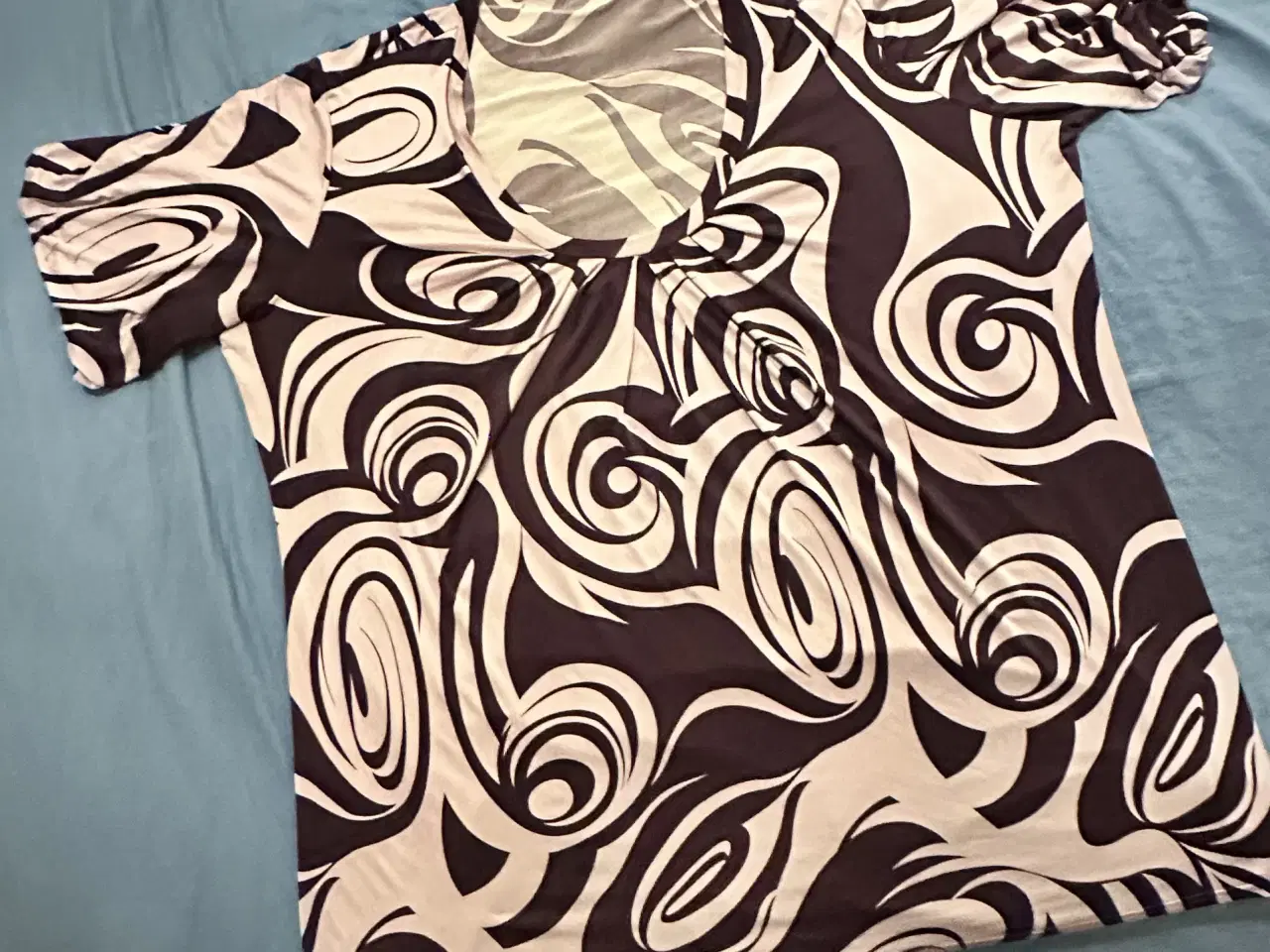 Billede 6 - ZAY tunika/top – str. XL – flot mønster & god stræ