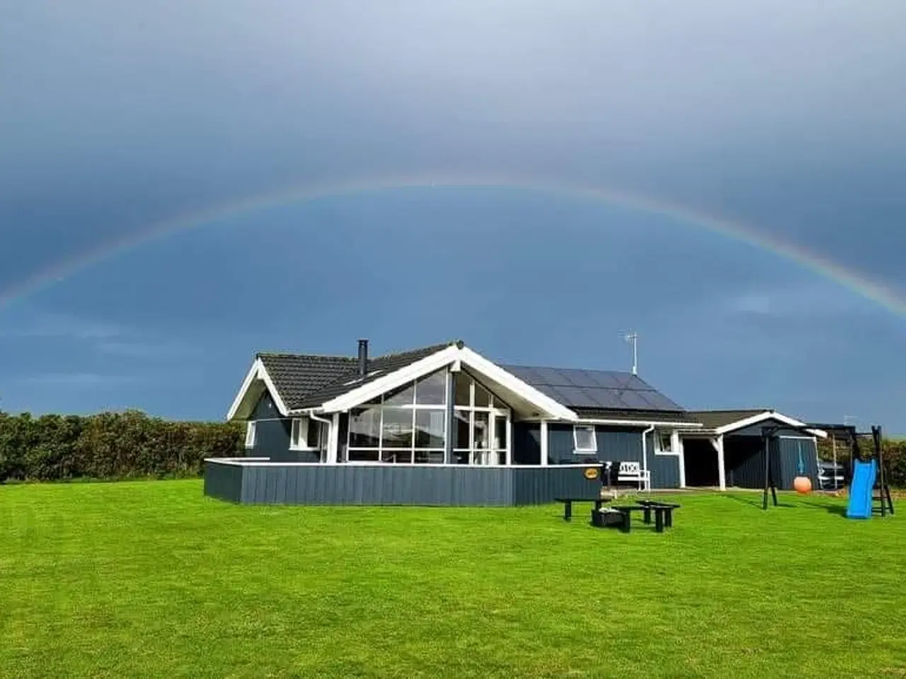 Billede 1 - Dejligt sommerhus i Vejlby Klit